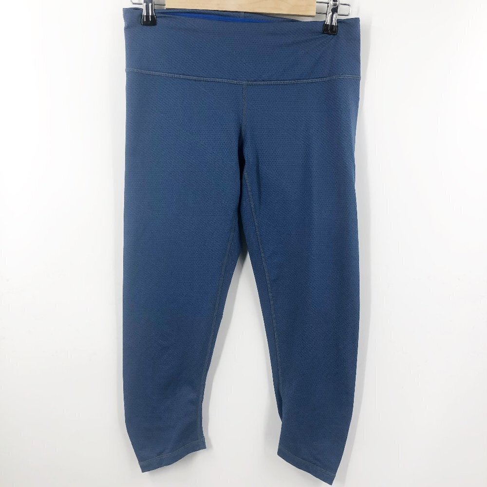 โ
PRANA CAPRI YOGA LEGGINGS BLUE SIZE MEDIUMโ